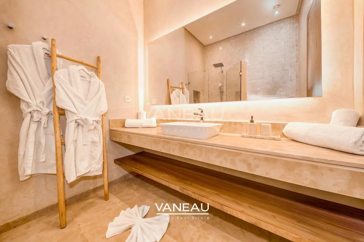 Villa de Luxe avec 6 Suites sur le Golf d'Amelkis