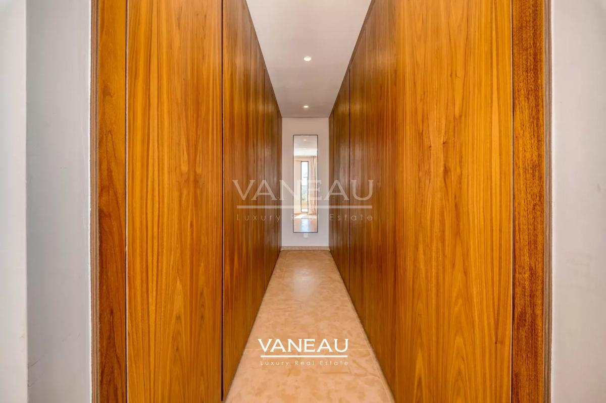 Villa de Luxe avec 6 Suites sur le Golf d'Amelkis