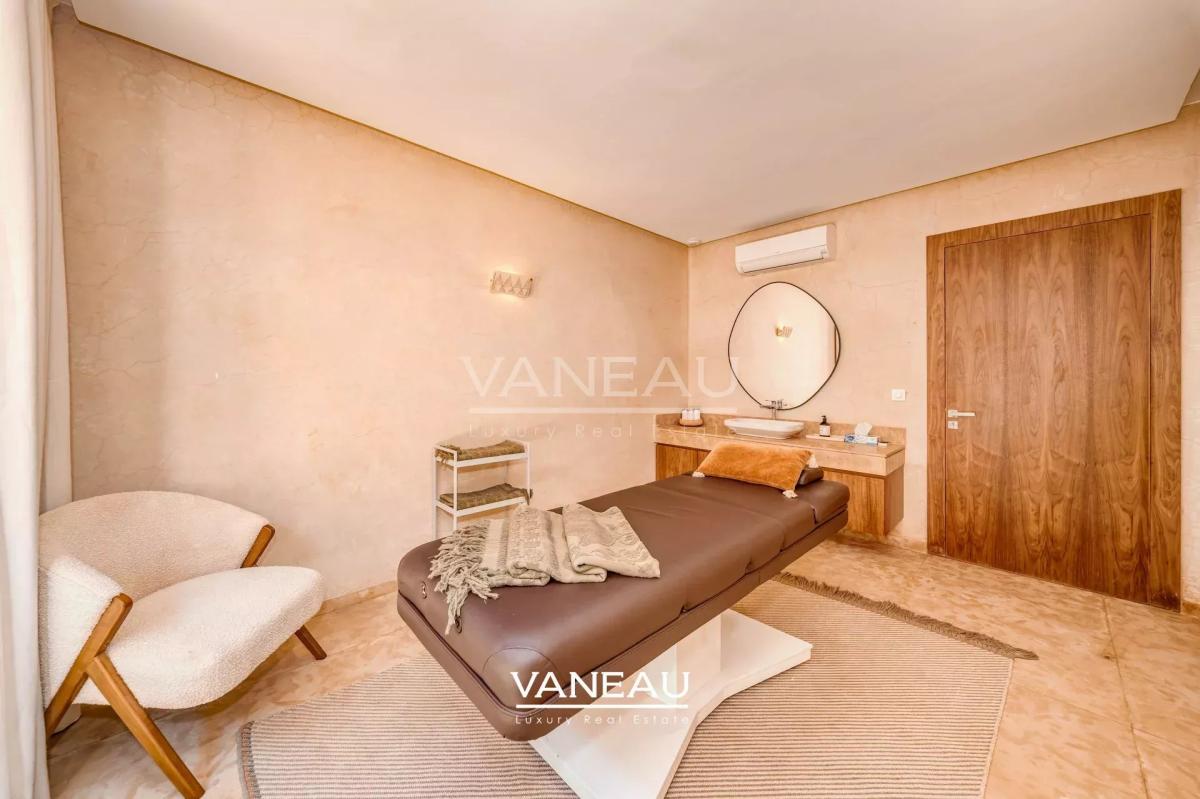 Villa de Luxe avec 6 Suites sur le Golf d'Amelkis