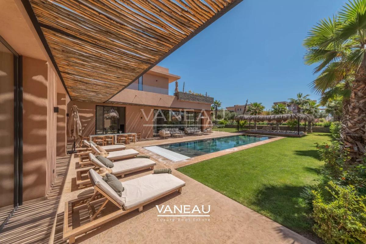 Villa de Luxe avec 6 Suites sur le Golf d'Amelkis