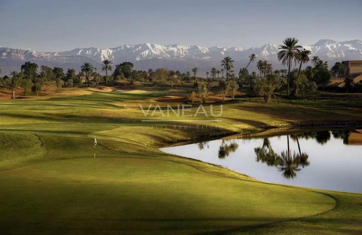 Terrain Front de Golf Amelkis