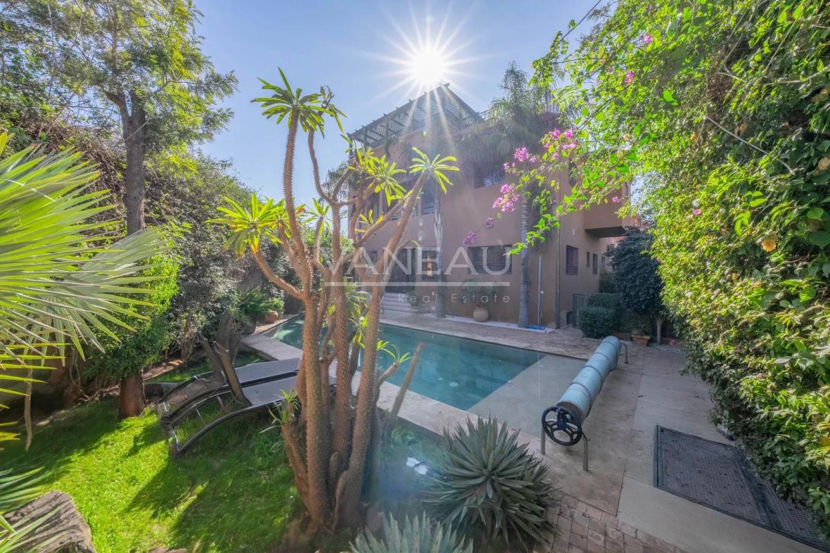 **** Maison Familiale Targa****