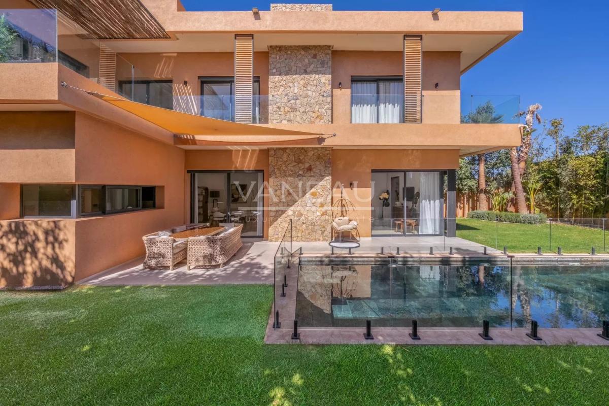 ****Villa moderne avec piscine dans residence****