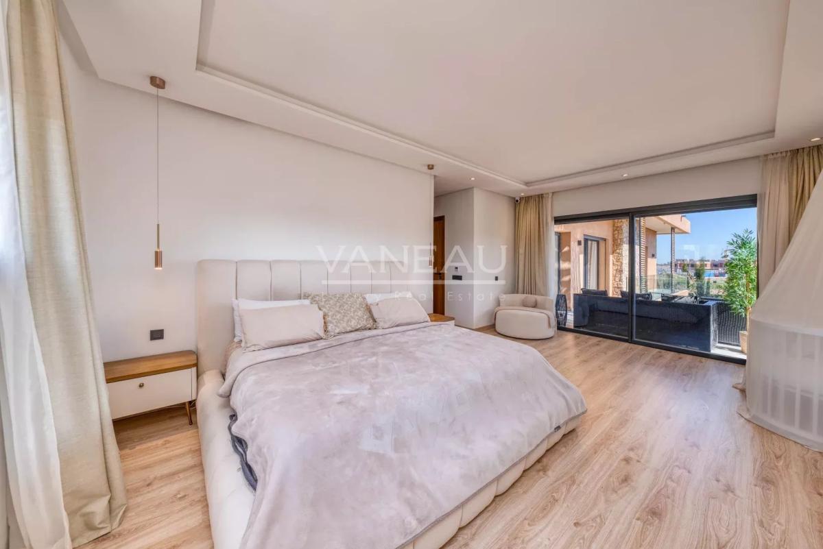 ****Villa moderne avec piscine dans residence****