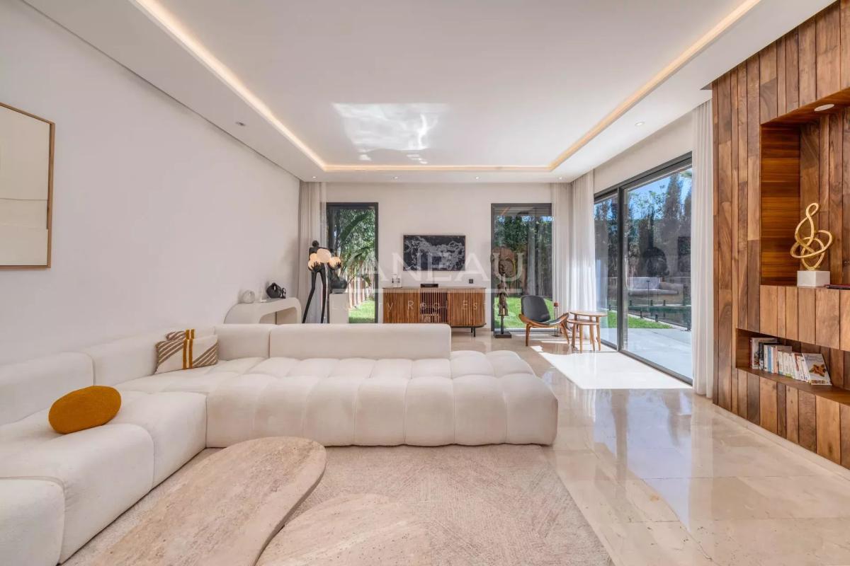 ****Villa moderne avec piscine dans residence****