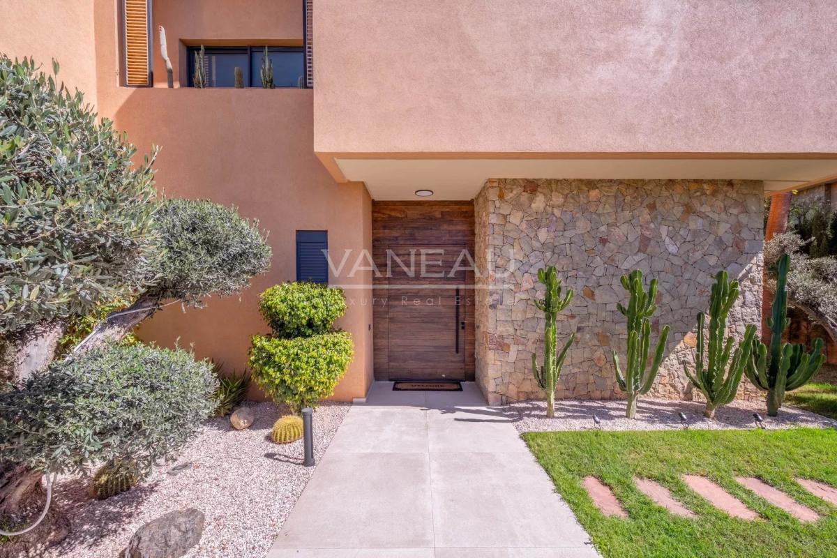 ****Villa moderne avec piscine dans residence****