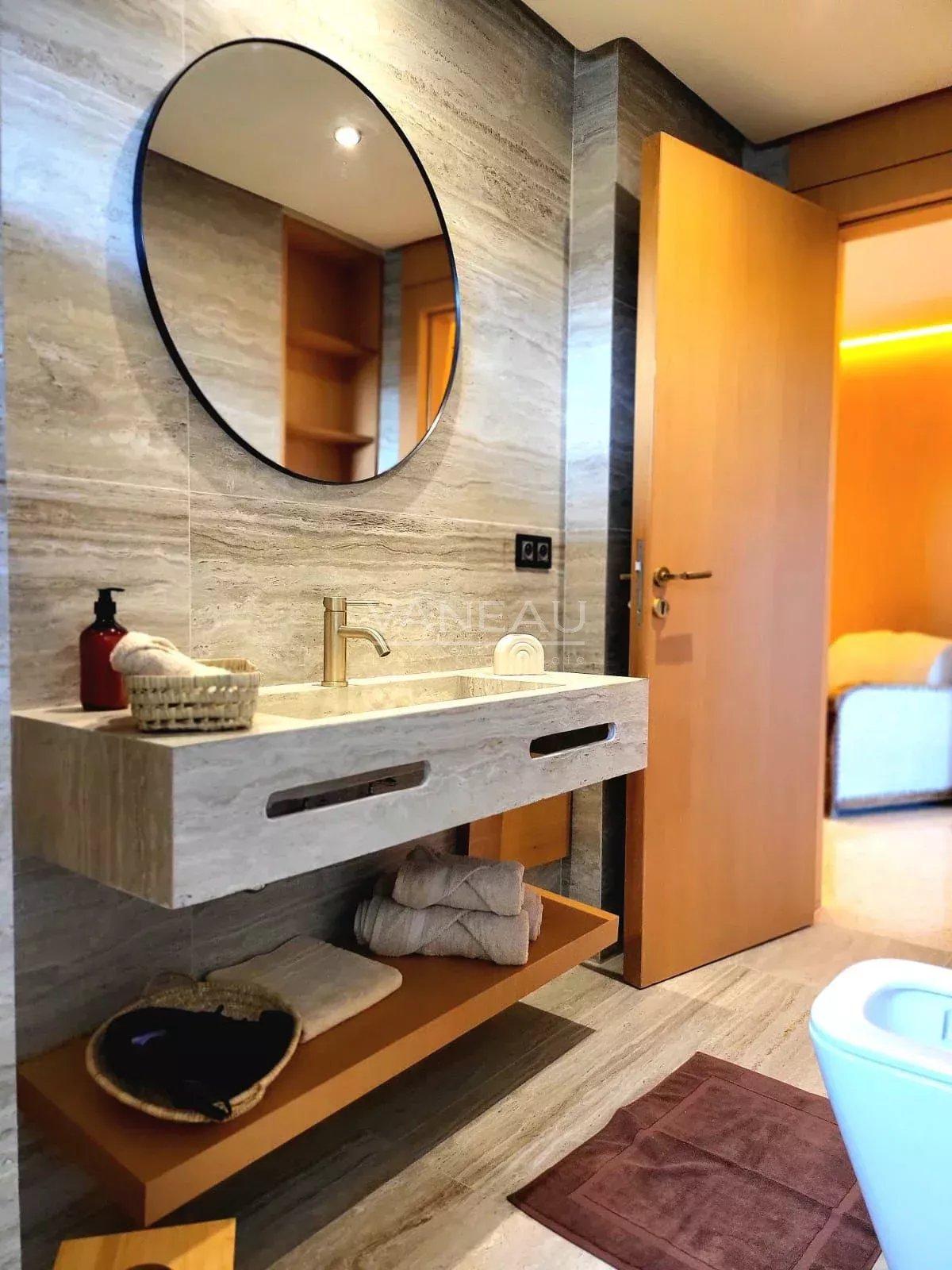 Grand appartement à l'Hivernage