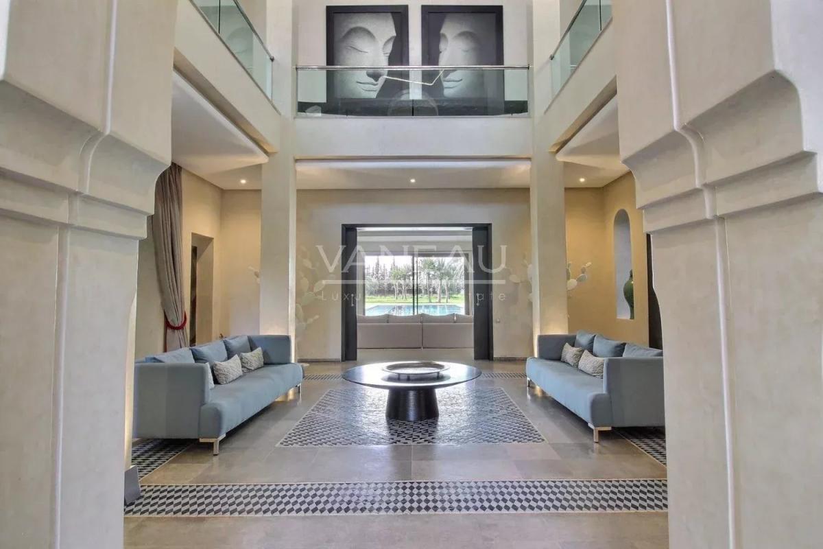 Prestigieuse propriété à vendre à 10 mn du centre-ville de Marra