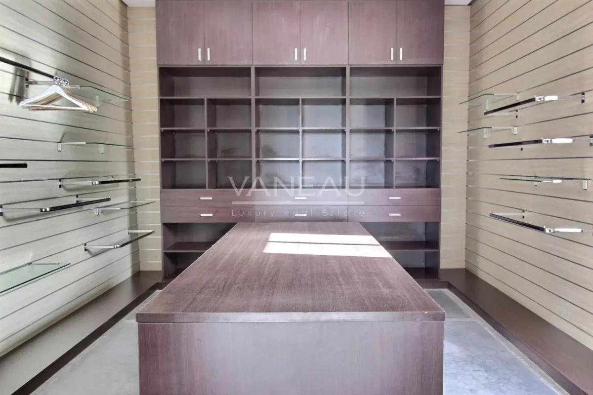Prestigieuse propriété à vendre à 10 mn du centre-ville de Marra