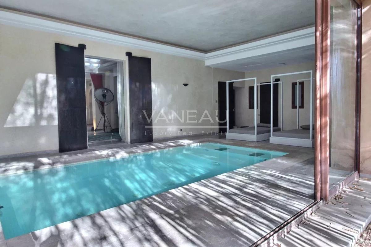 Prestigieuse propriété à vendre à 10 mn du centre-ville de Marra