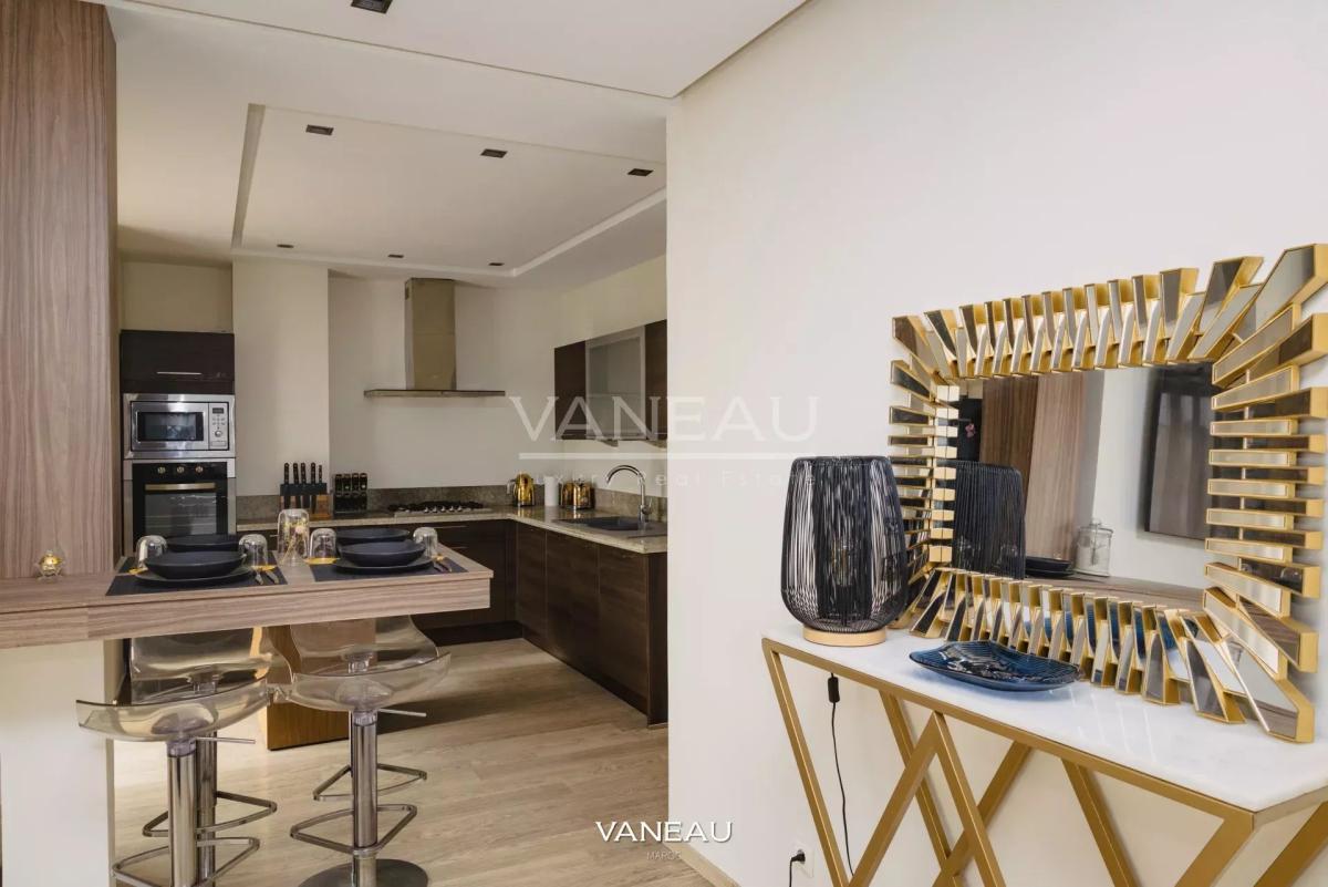 Appartement Meublé 100 m² – Dernier Étage – Maarif Extension