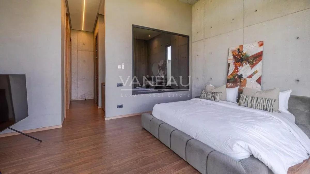 Villa d'architecte en 1ère ligne de golf