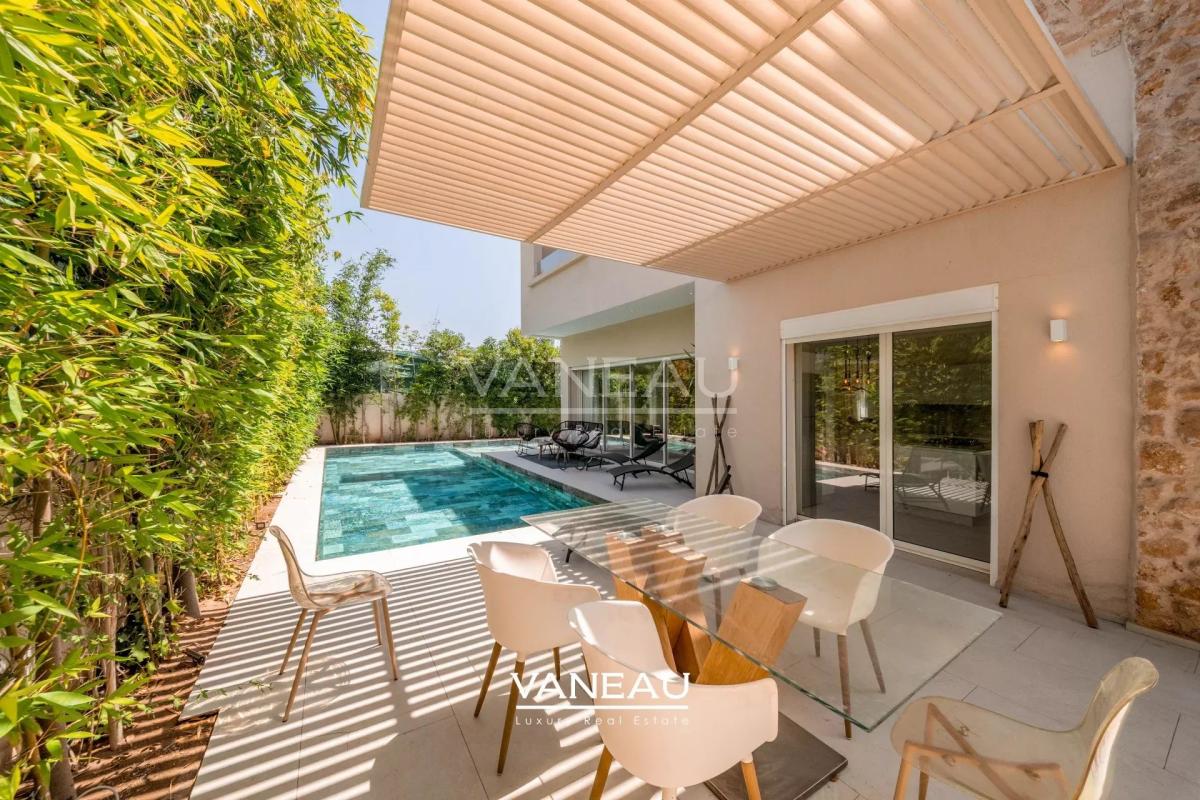 Villa contemporaine 5 chambres Amelkis 1
