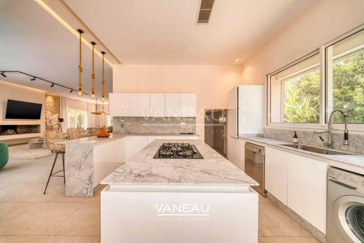 Villa contemporaine 5 chambres Amelkis 1