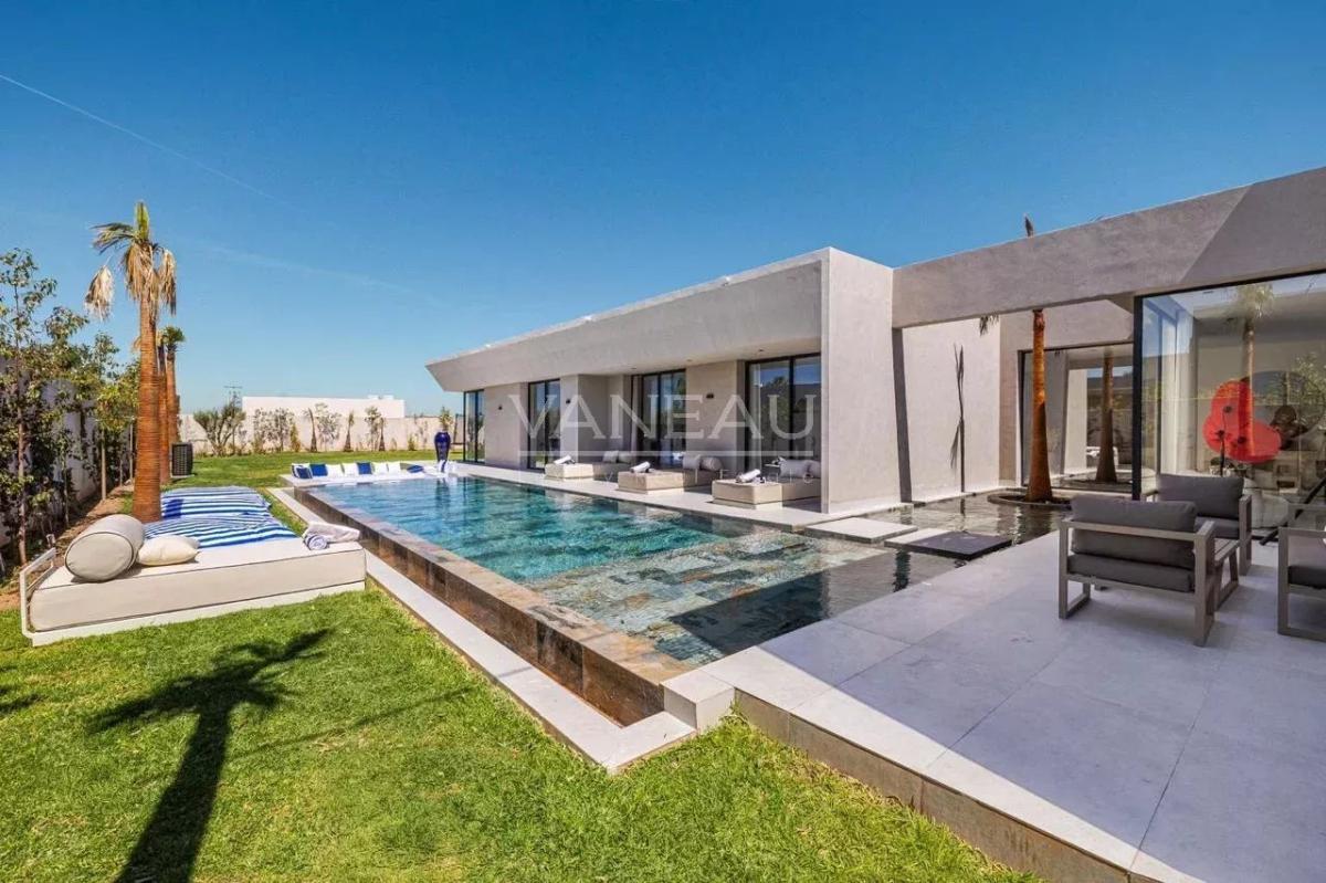 À vendre : Magnifique villa de plain-pied sur la Route d’Amizmiz