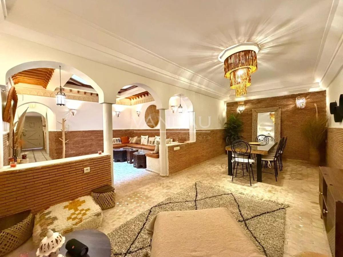 Riad atypique de 4 chambres à la Kasbah