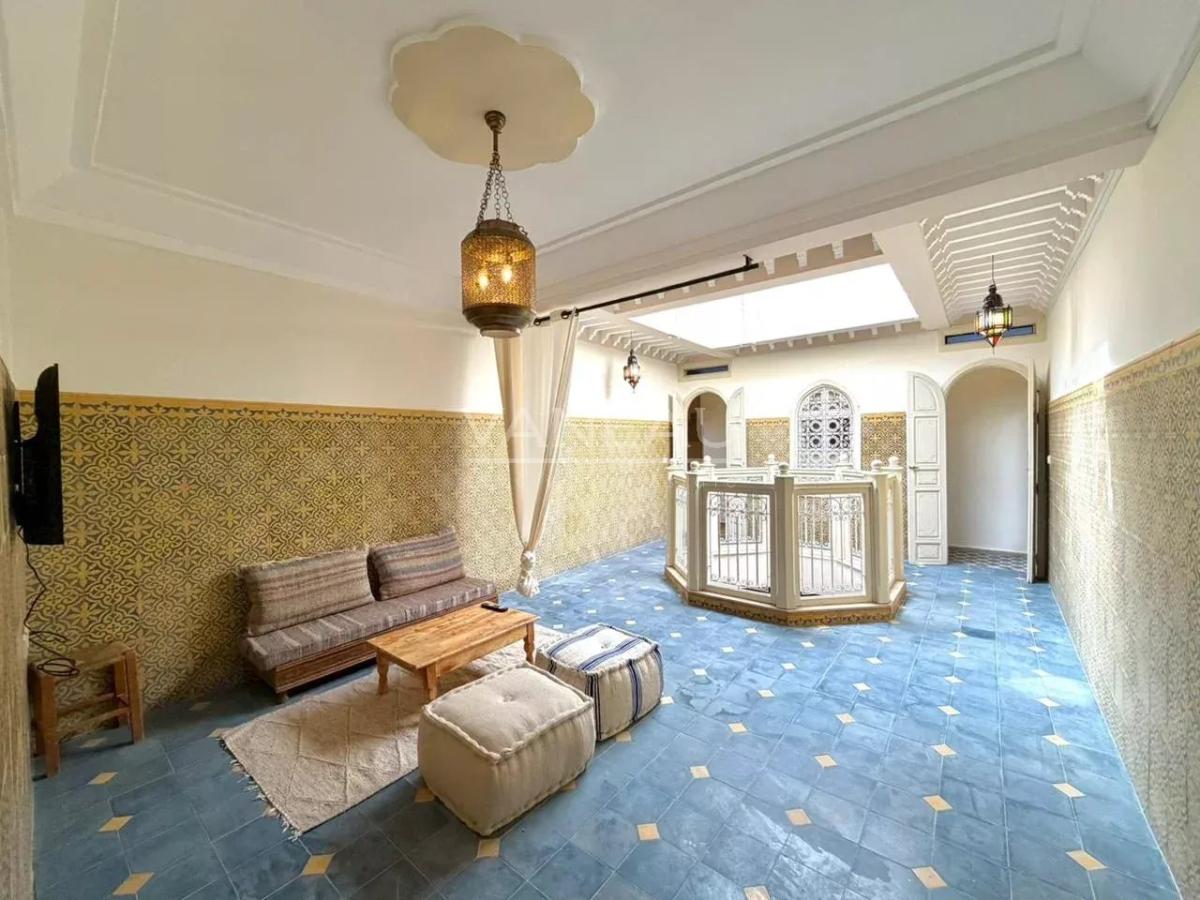 Riad atypique de 4 chambres à la Kasbah