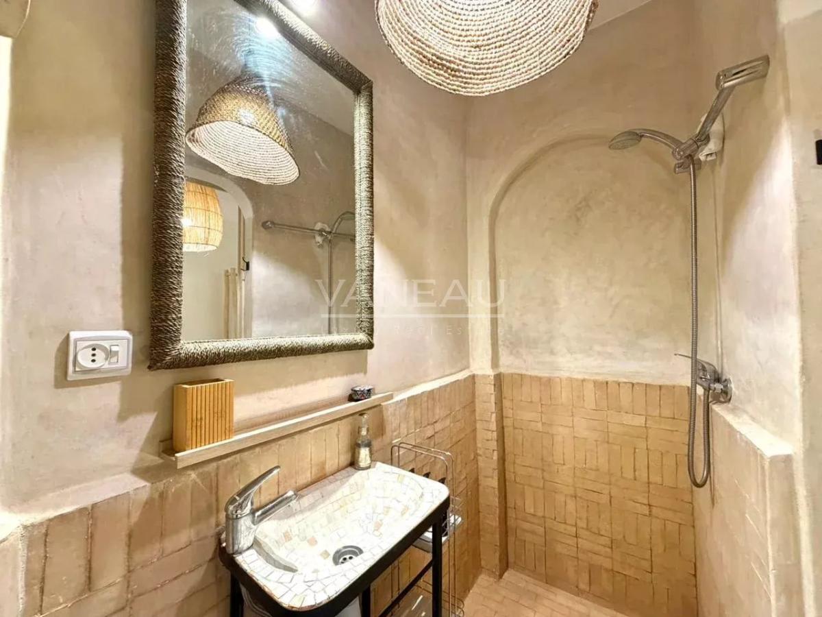 Riad atypique de 4 chambres à la Kasbah
