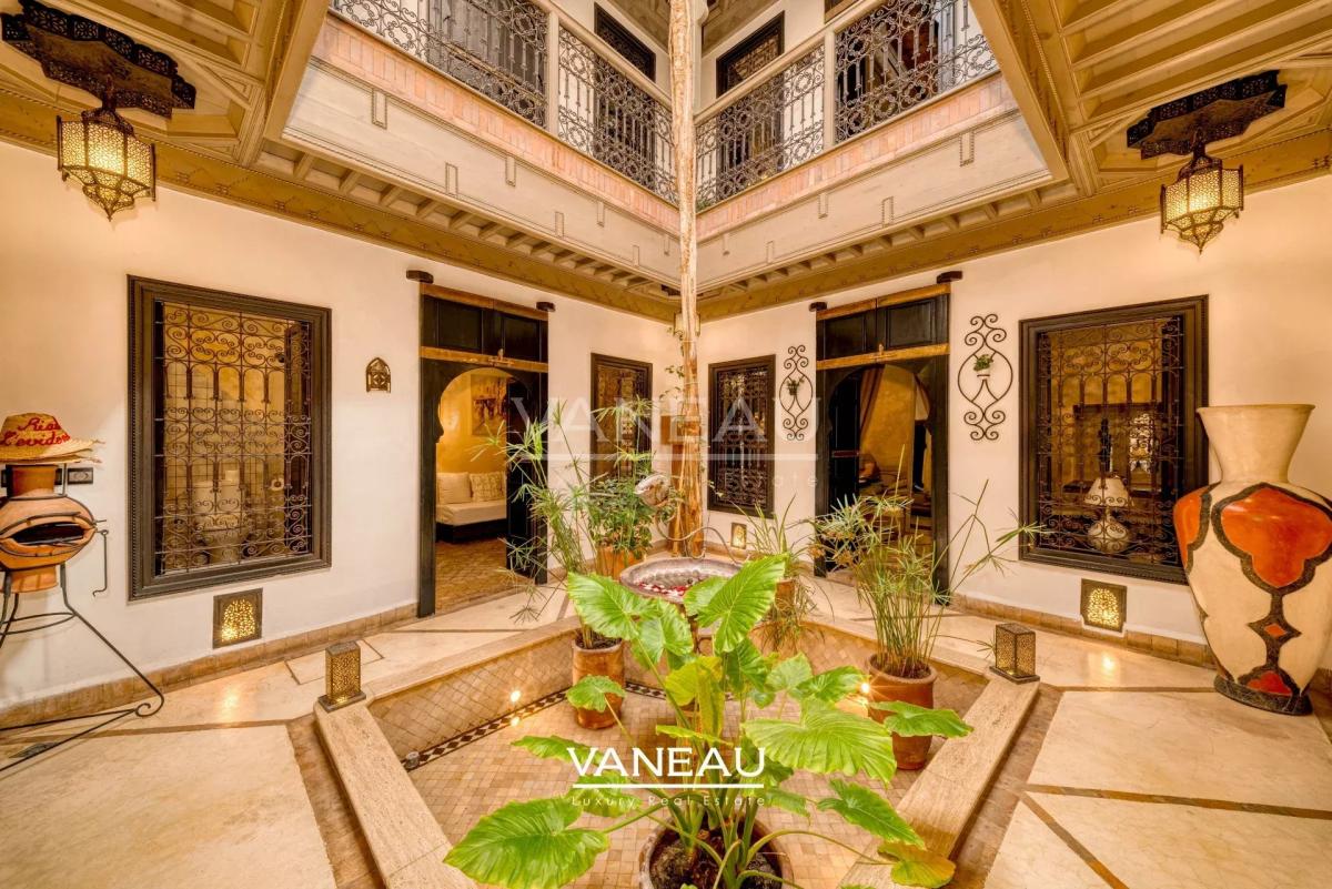 Riad de 5 chambres  place Jemaa el-Fna