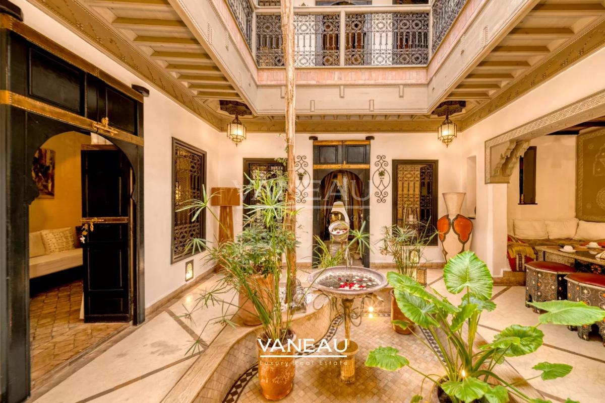 Riad de 5 chambres  place Jemaa el-Fna