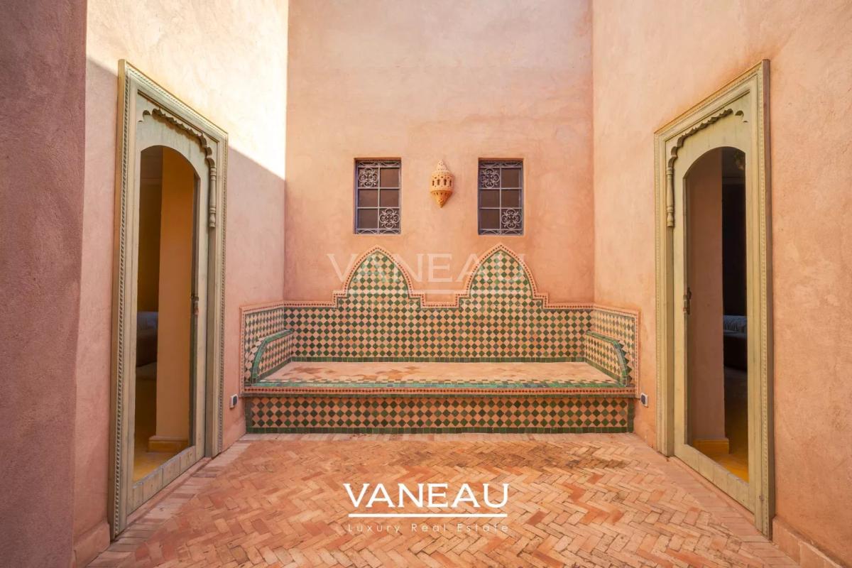 Harmonieux mélange d'une Villa et d'un Riad