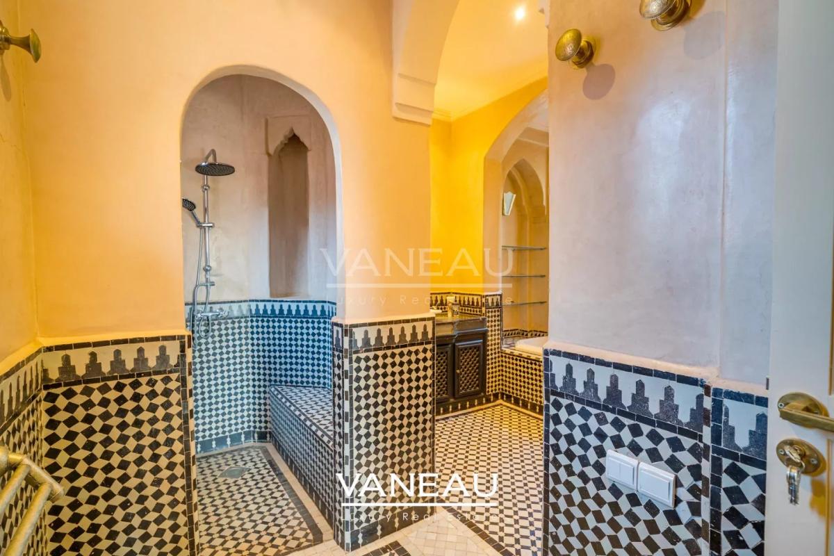 Harmonieux mélange d'une Villa et d'un Riad