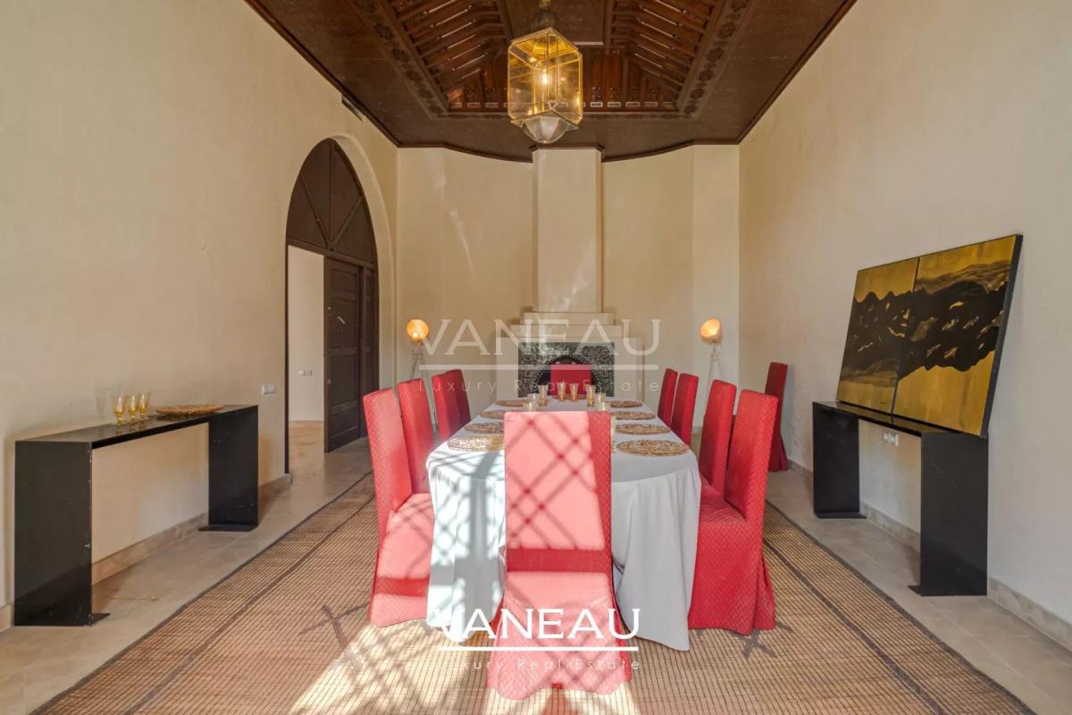Harmonieux mélange d'une Villa et d'un Riad
