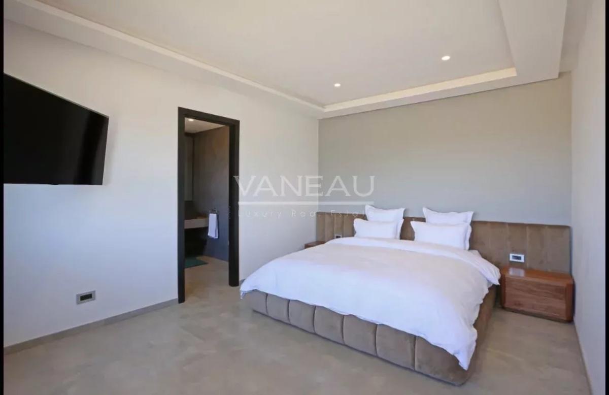 Magnifique villa contemporaine front de golf