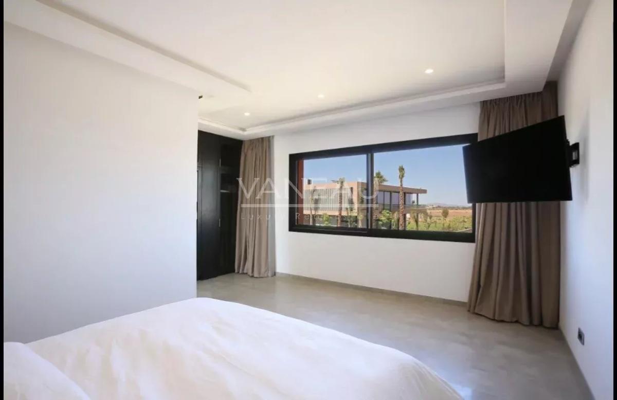 Magnifique villa contemporaine front de golf