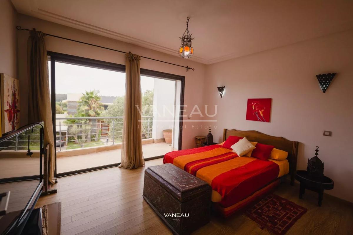 Villa de 650 m² à vendre sur Bouskoura - Maroc
