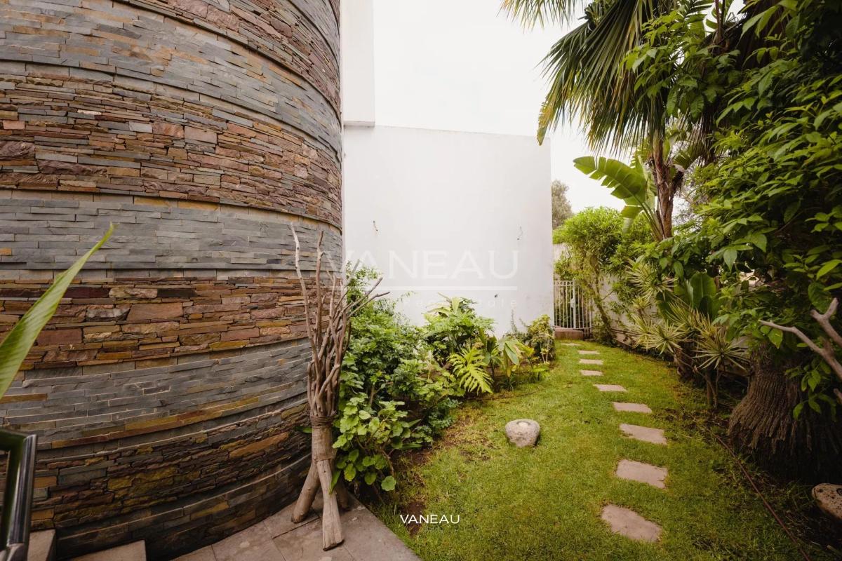 Villa de 650 m² à vendre sur Bouskoura - Maroc