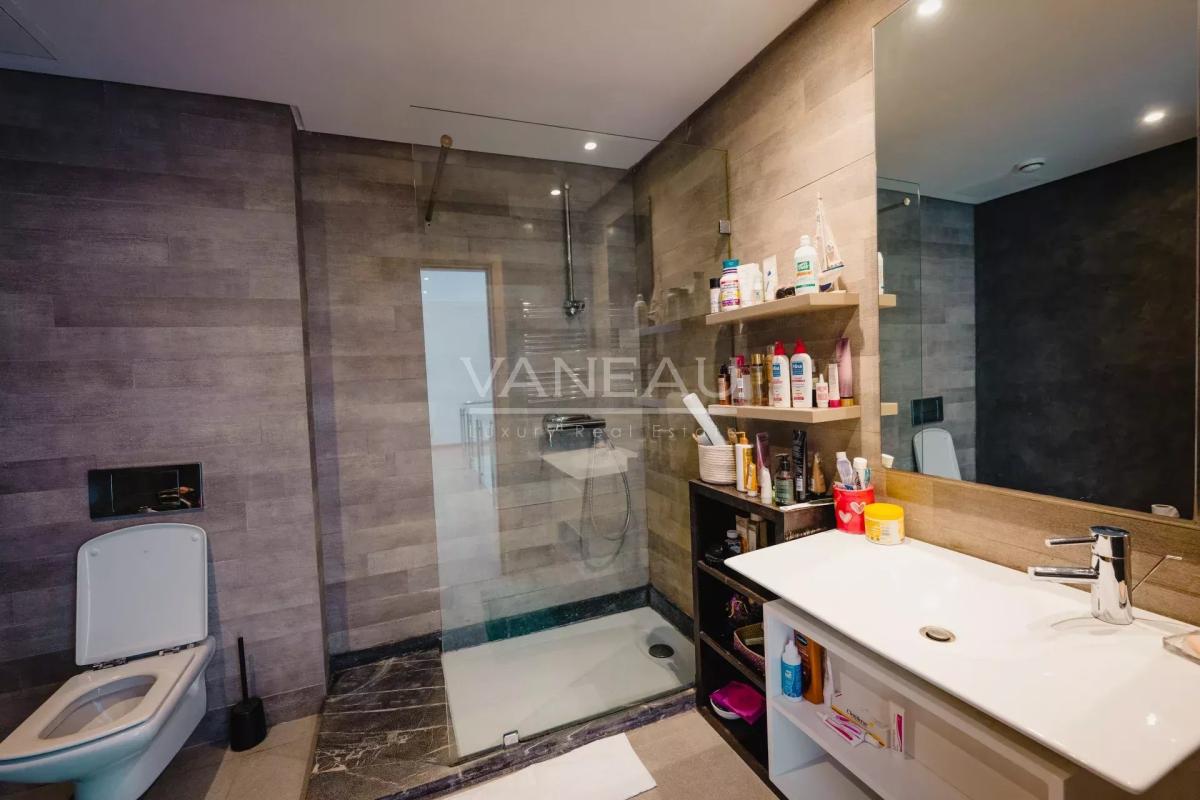 Villa de 730 m² à vendre sur Bouskoura - Maroc