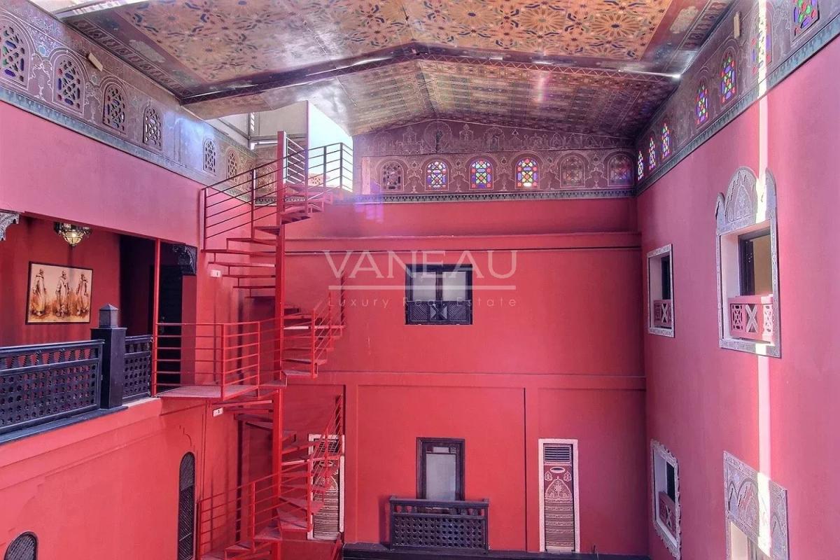 Riad classé avec une vue imprenable sur la Koutoubia à vendre