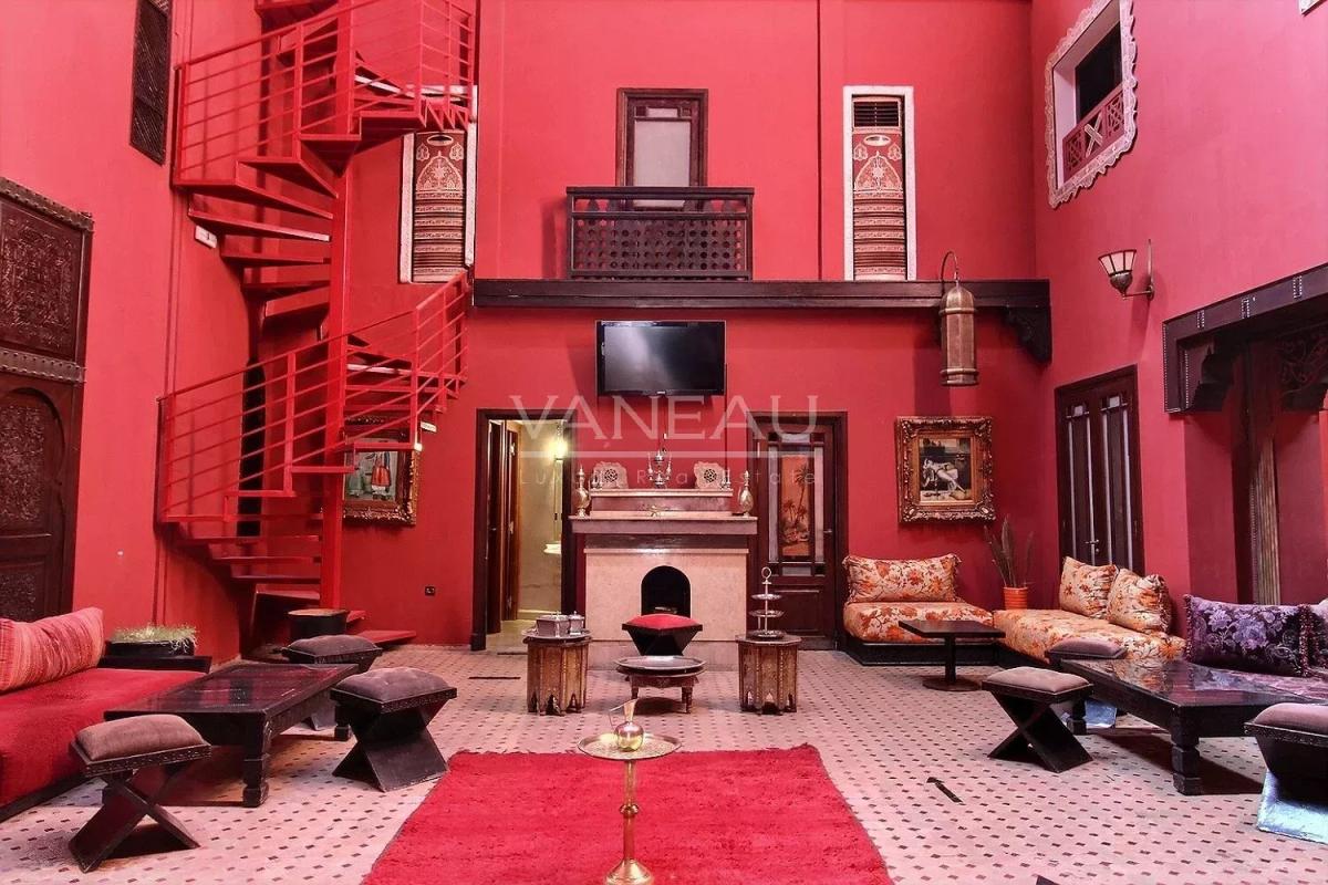 Riad classé avec une vue imprenable sur la Koutoubia à vendre