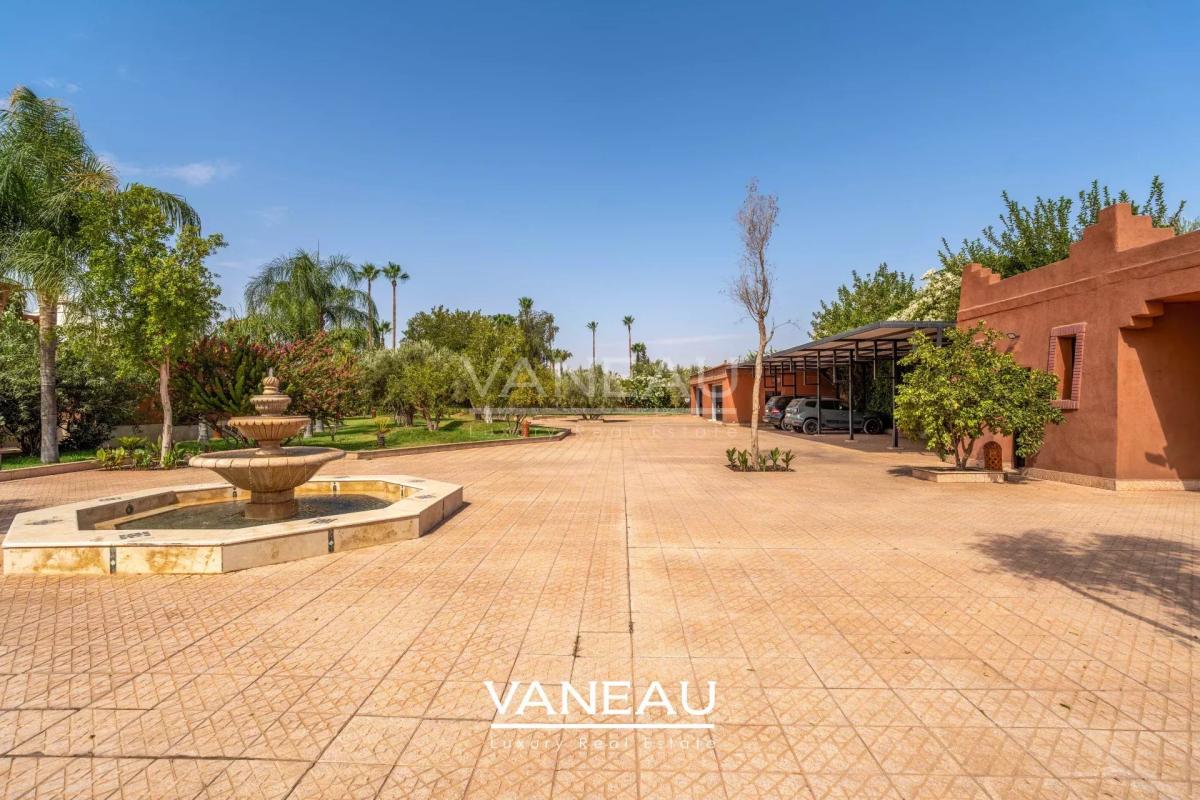 Magnifique villa de 5 suites route de Ouarzazate