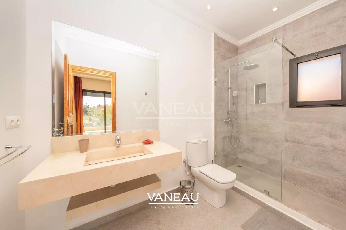 Villa Contemporaine à Vendre amelkis 1
