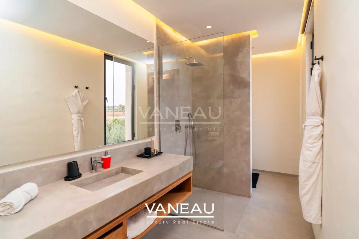 Villa contemporaine à vendre 4 suites Amelkis