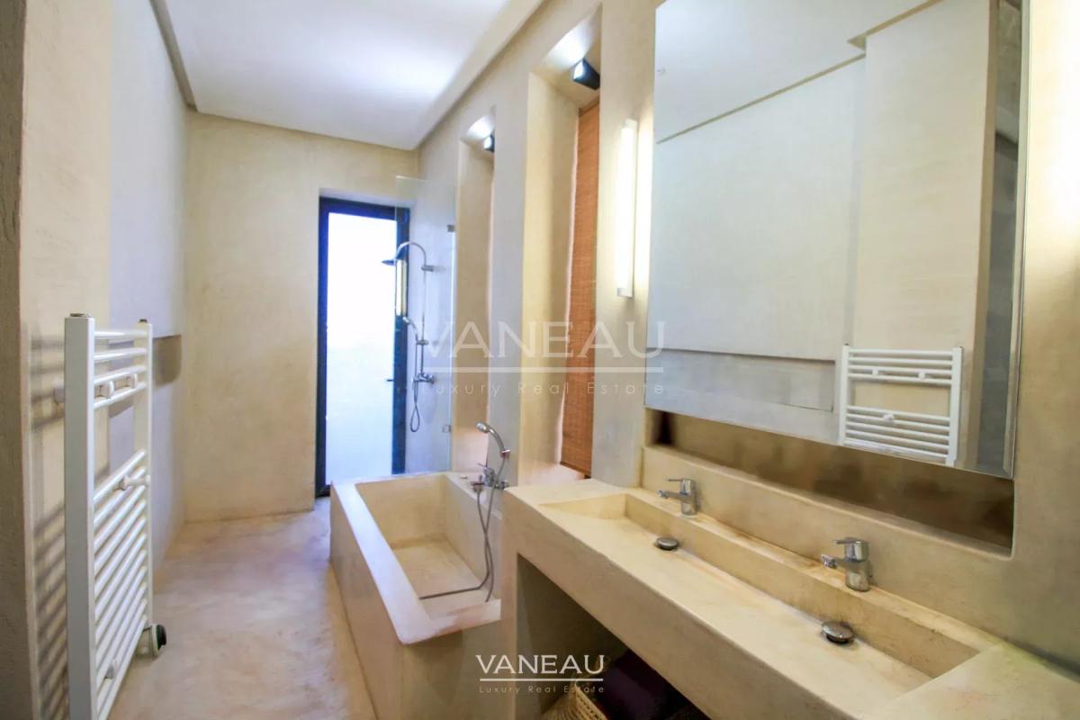 Superbe Villa Bioclimatique /  Eco-Responsable