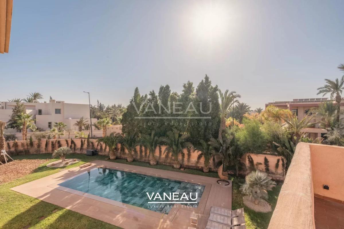 Sompteuse villa nichée au coeur de la Palmeraie