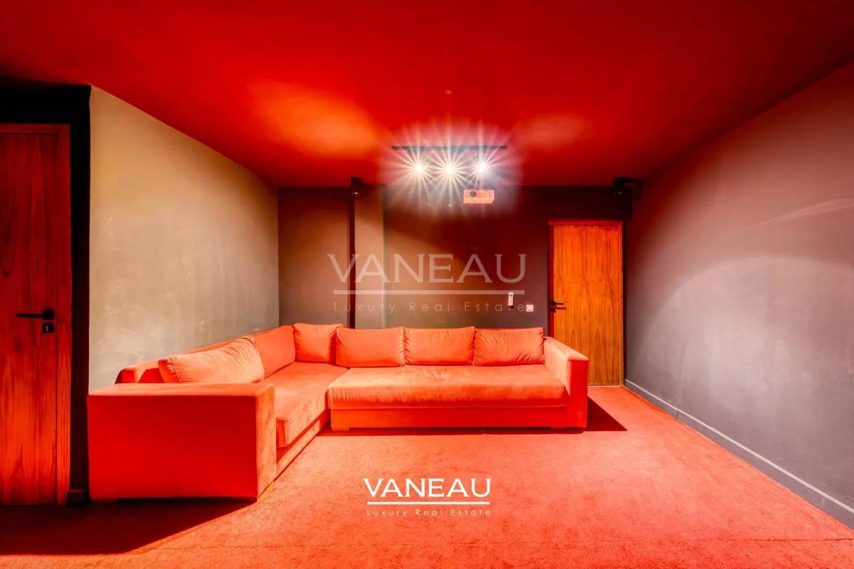 Sompteuse villa nichée au coeur de la Palmeraie