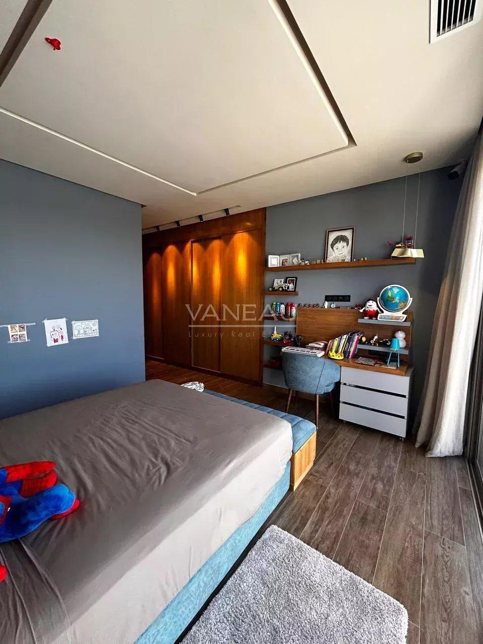 Villa contemporaine à vendre Route de Fes