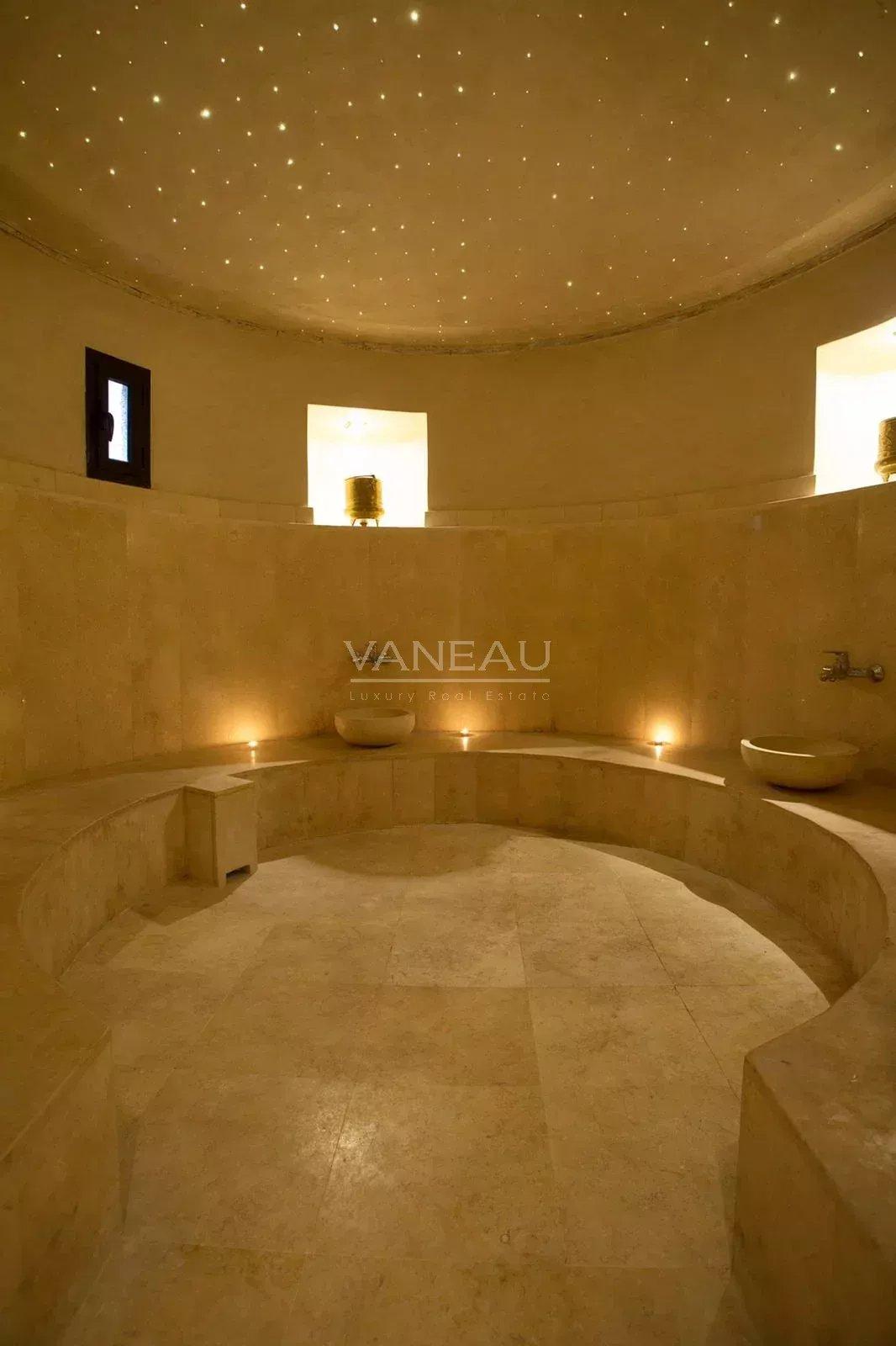Spa à vendre au coeur de Guéliz