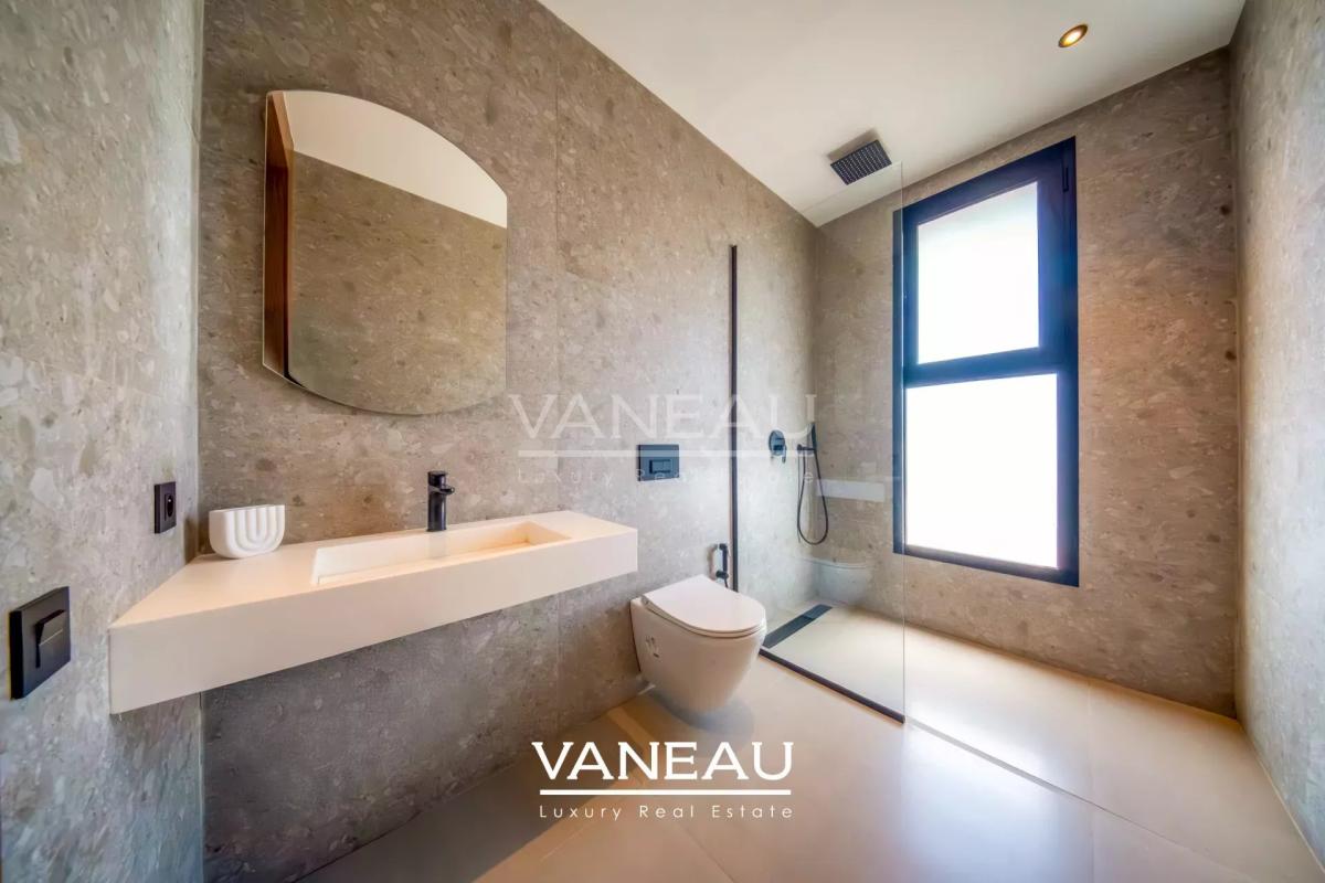 Villa neuve 3 suites