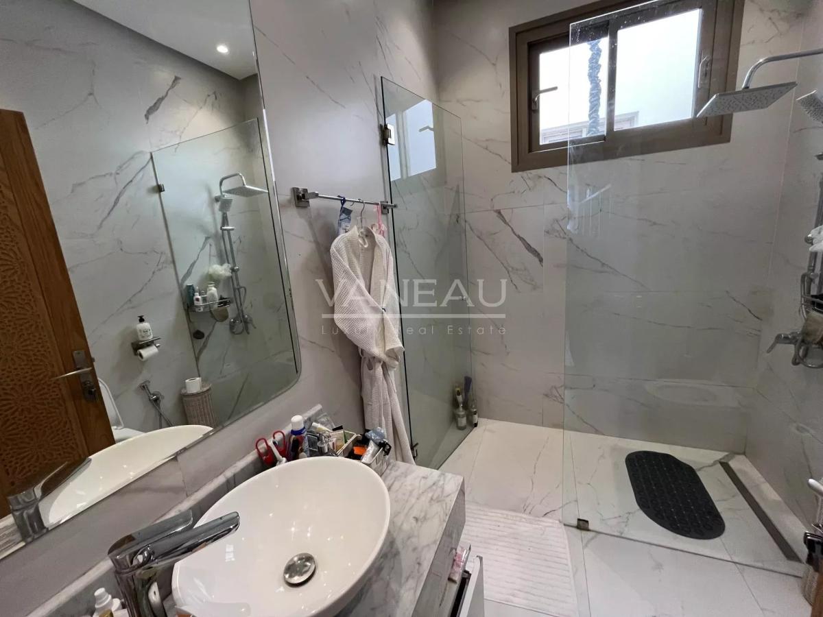 Jolie villa contemporaine à Agdal 5 chambres