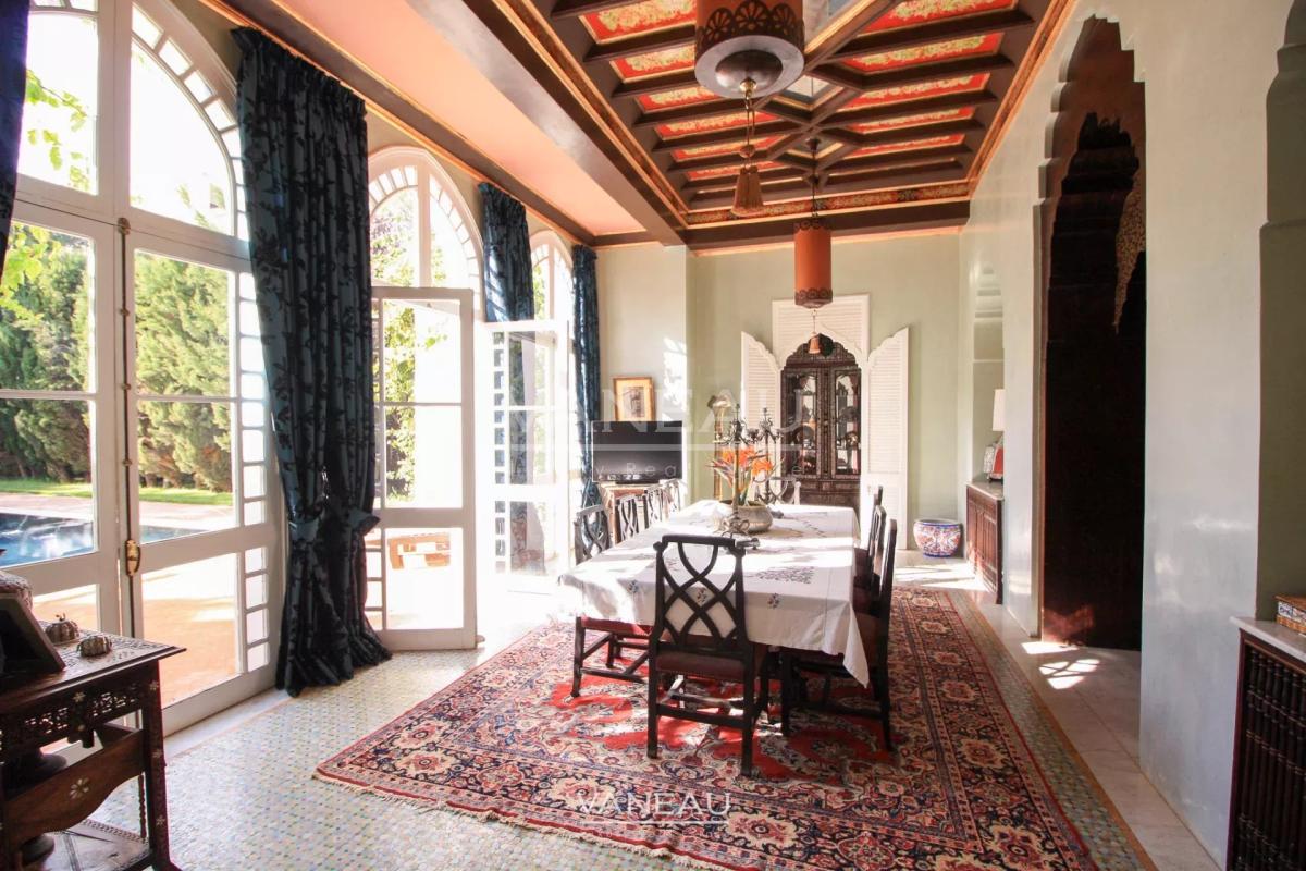 MAGNIFIQUE MAISON DE MAÎTRE À VENDRE AUX CHARMES DE LORIENT À TANGER