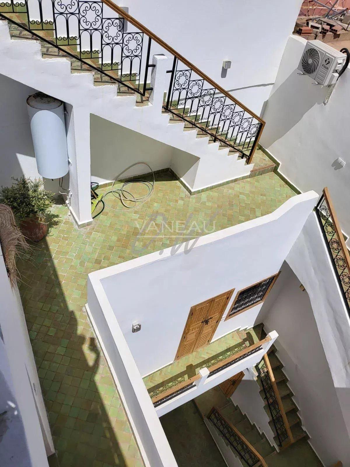 Charmant riad de 3 chambres à 10 mn de Jemaa El Fna