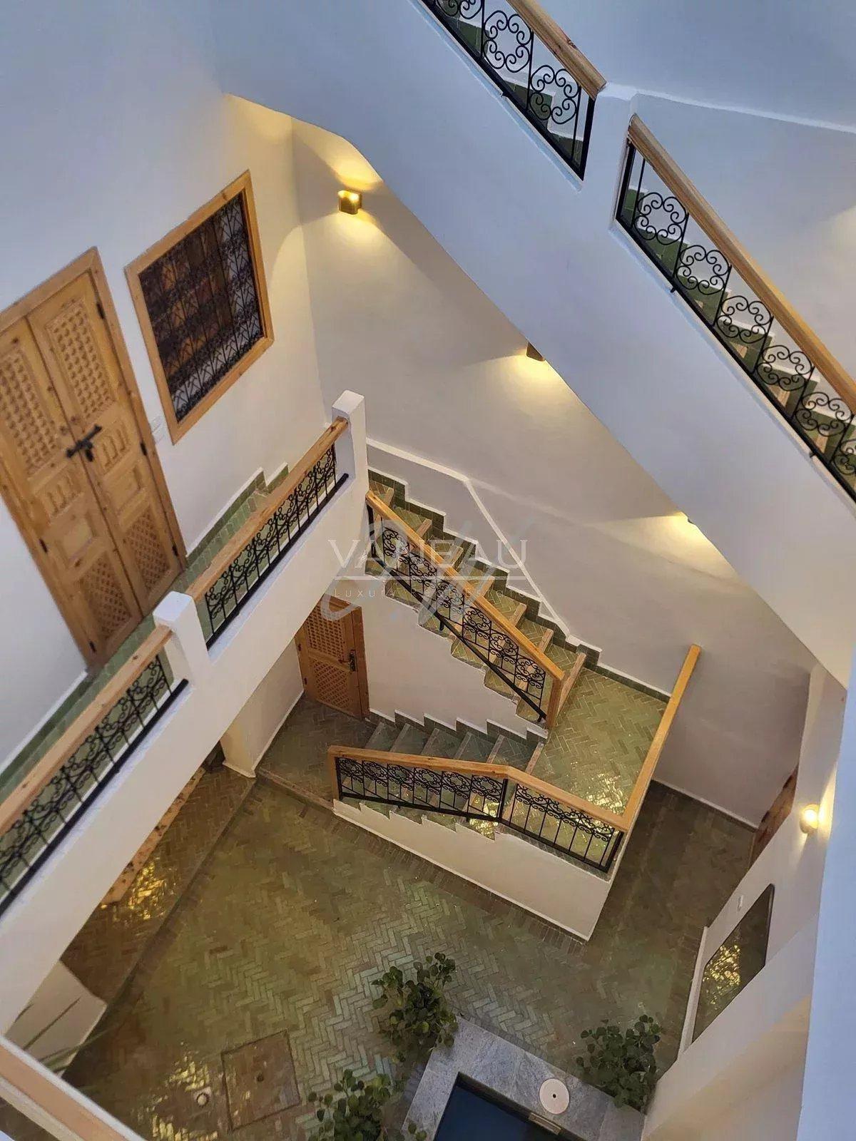 Charmant riad de 3 chambres à 10 mn de Jemaa El Fna
