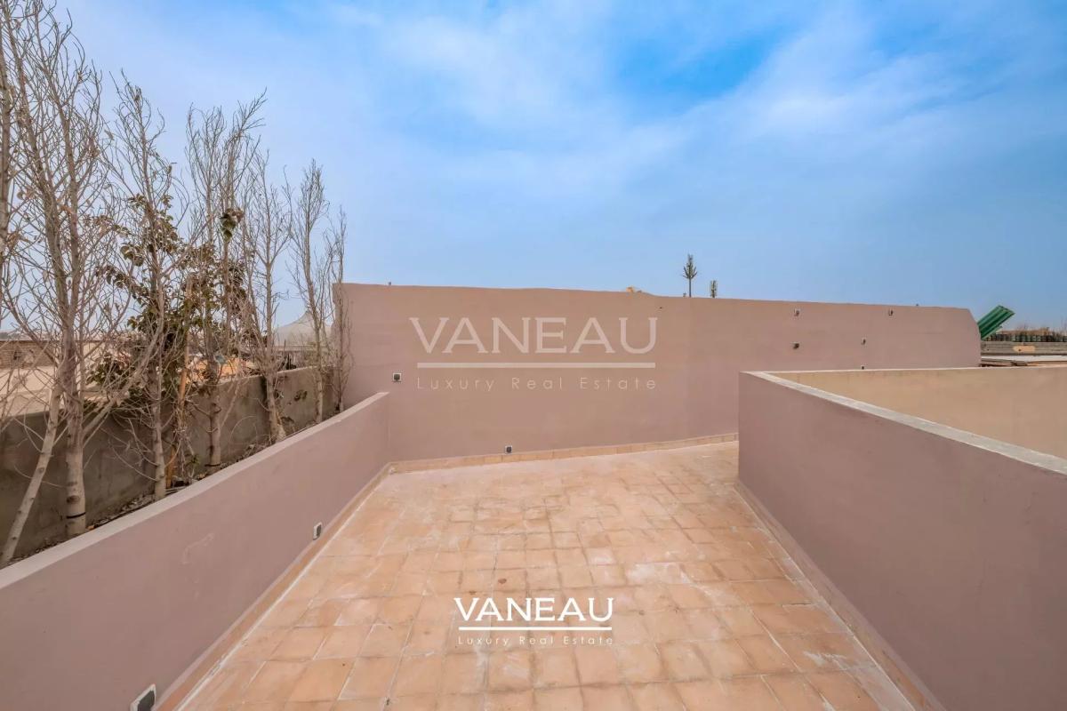 Commerce et appartement  avec piscine  Dar El Bacha