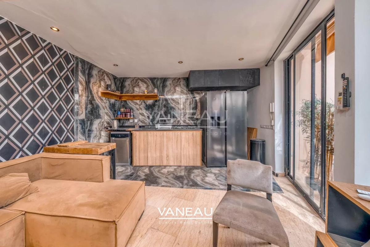 Commerce et appartement  avec piscine  Dar El Bacha