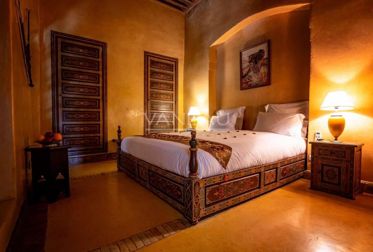 Magnifique maison d'hôtes de 11 suites en médina